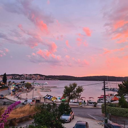 Apartman Simac Okrug Gornji トロギール エクステリア 写真