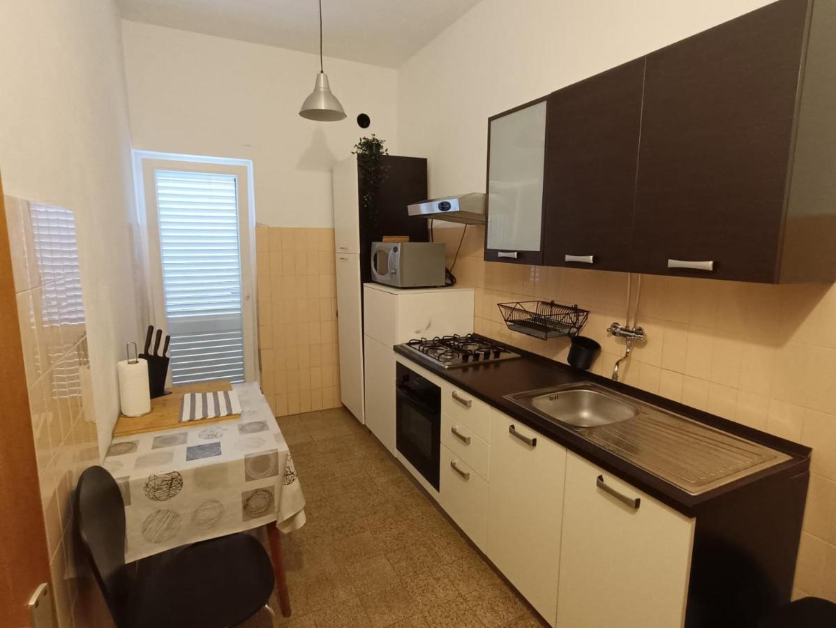 Apartman Simac Okrug Gornji トロギール エクステリア 写真
