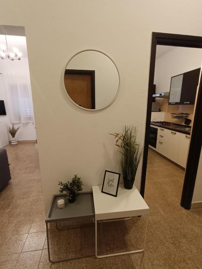 Apartman Simac Okrug Gornji トロギール エクステリア 写真