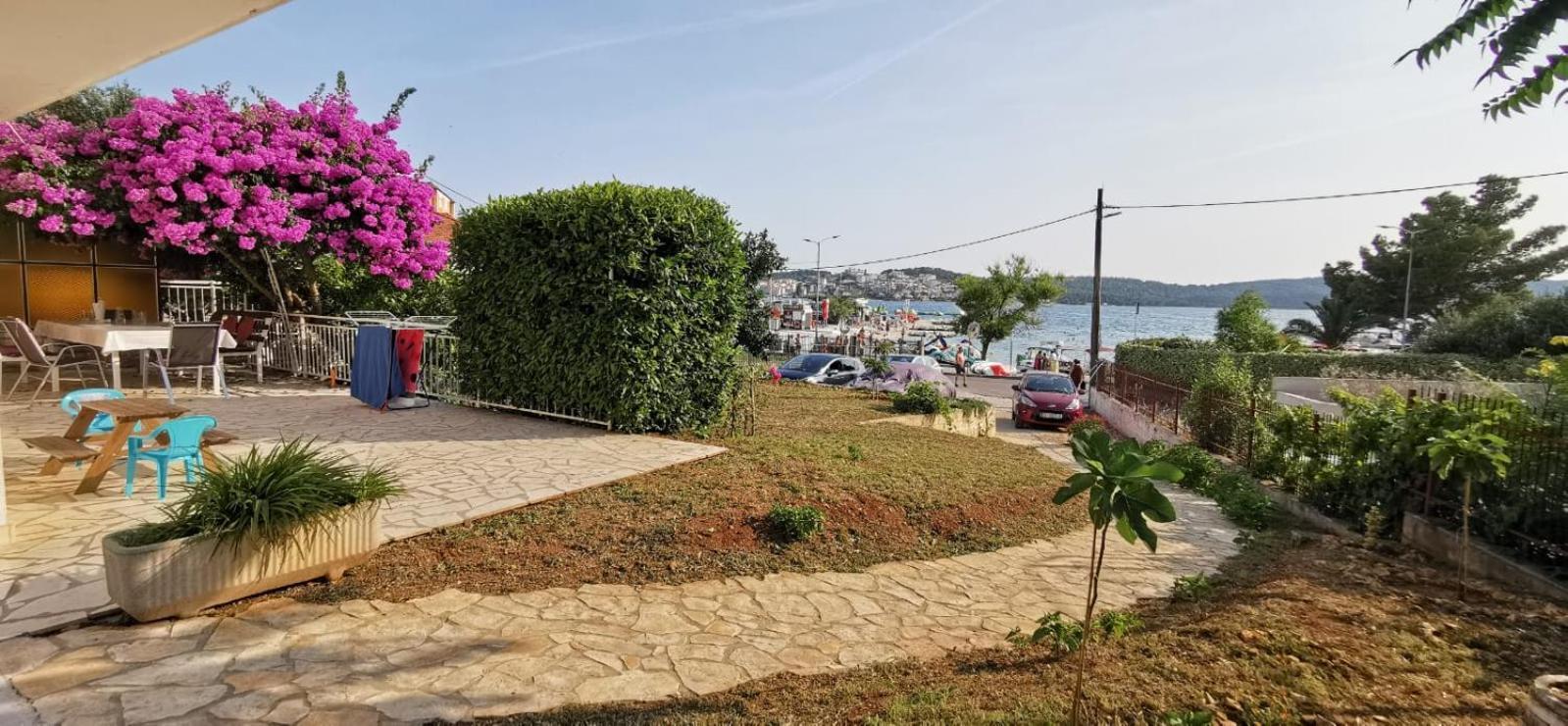 Apartman Simac Okrug Gornji トロギール エクステリア 写真