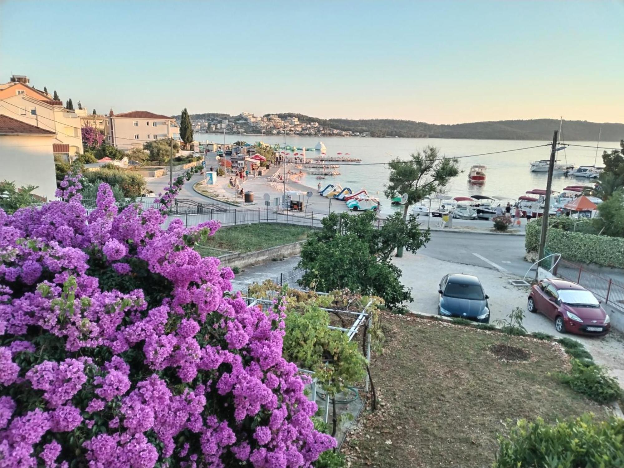 Apartman Simac Okrug Gornji トロギール エクステリア 写真